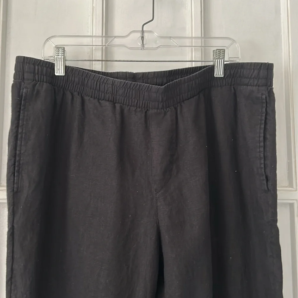 H&M Regular Fit Elastic Waist Linen Pull On Pants with Pockets in Black - XL